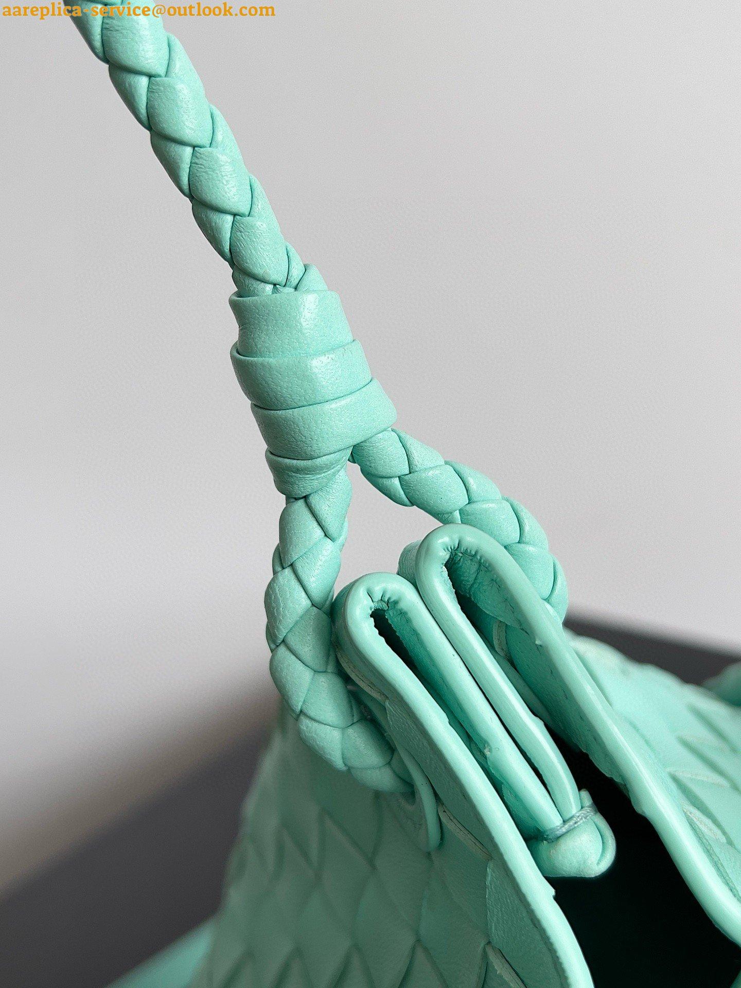 Replica Bottega Veneta Parachute Small Bag in Green Oasis Intrecciato Lambskin 15 Replica Bottega Veneta Parachute Small Bag in Green Oasis Intrecciato Lambskin 15