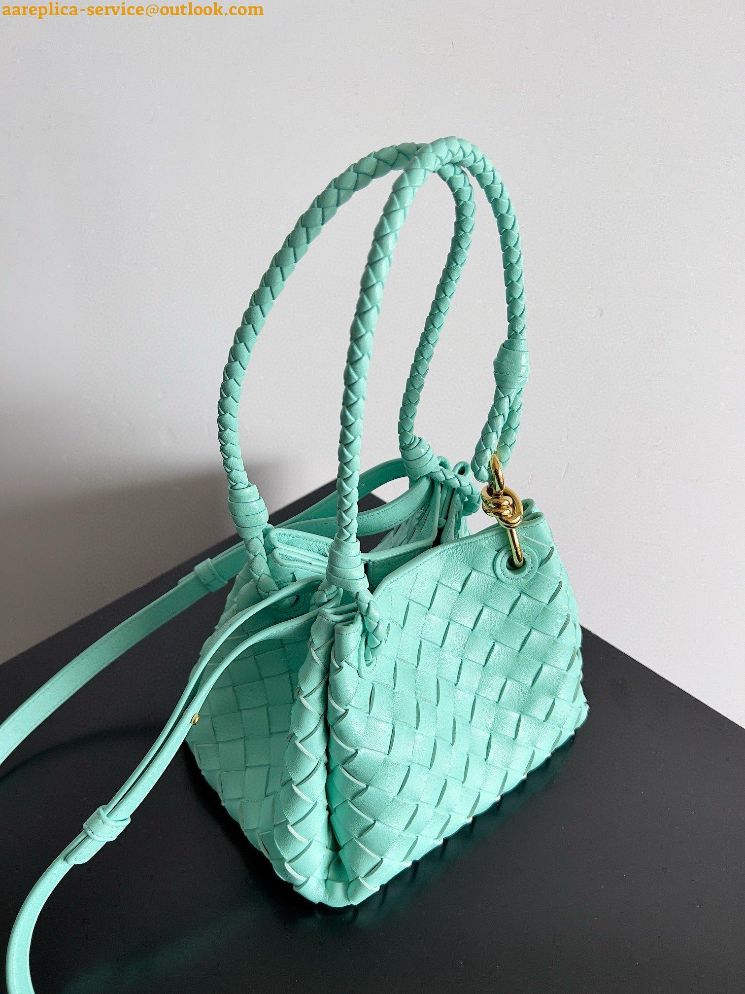Replica Bottega Veneta Parachute Small Bag in Green Oasis Intrecciato Lambskin 7 Replica Bottega Veneta Parachute Small Bag in Green Oasis Intrecciato Lambskin 7
