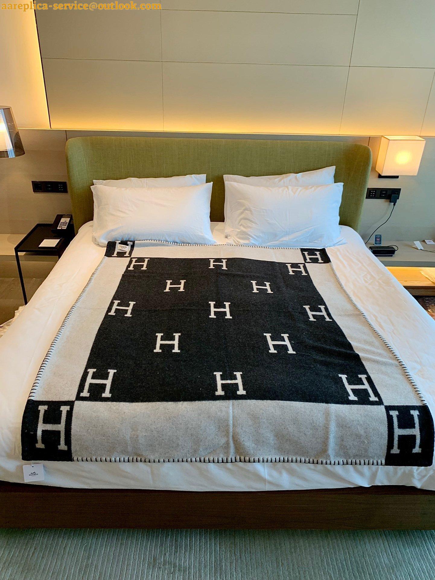 Replica Hermes Avalon III Throw Blanket in Black Wool and Cashmere 4 Replica Hermes Avalon III Throw Blanket in Black Wool and Cashmere 4