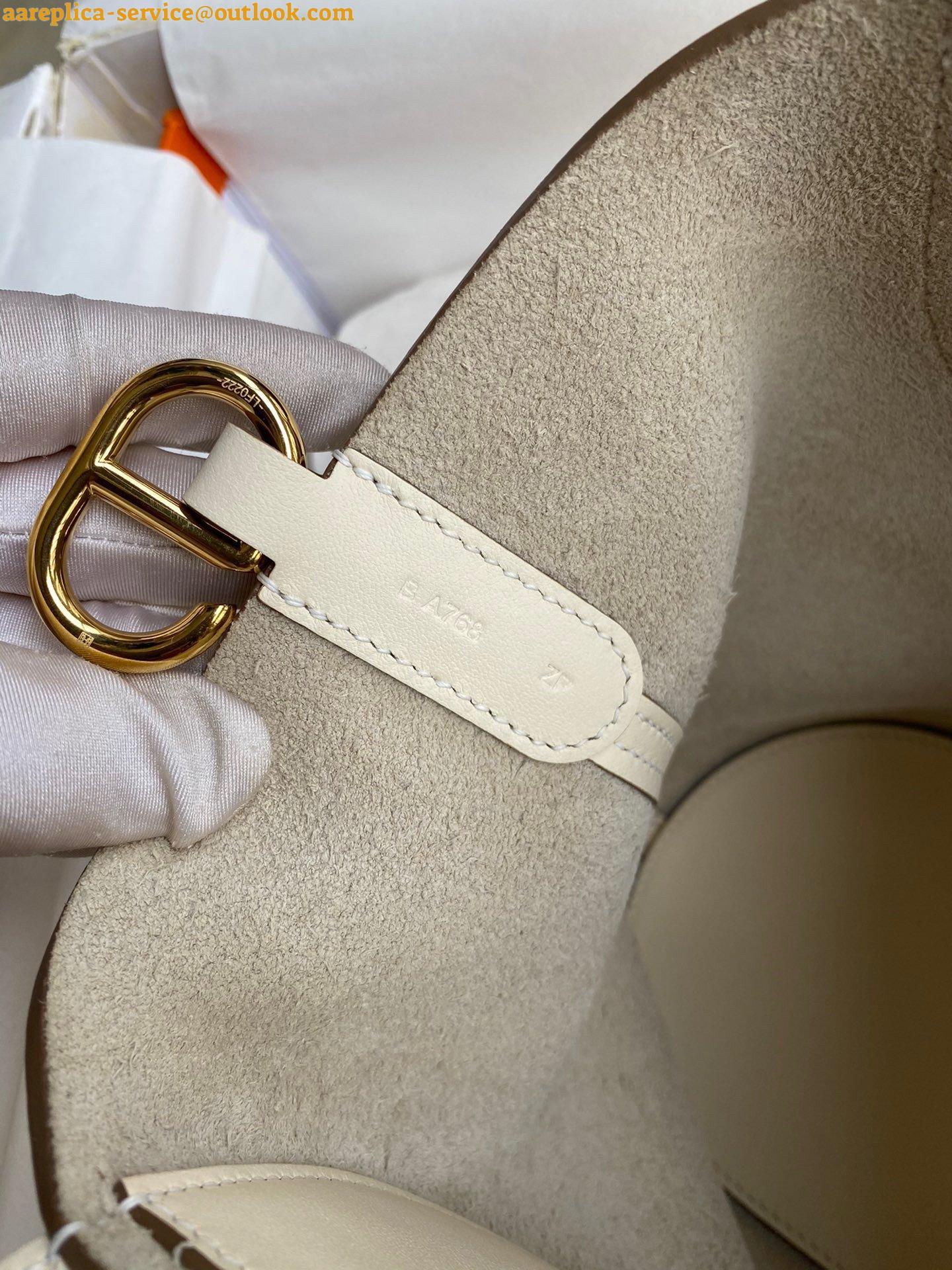 Replica Hermes In The Loop 18 Handmade Bag in Craie Clemence Leather 8 Replica Hermes In The Loop 18 Handmade Bag in Craie Clemence Leather 8