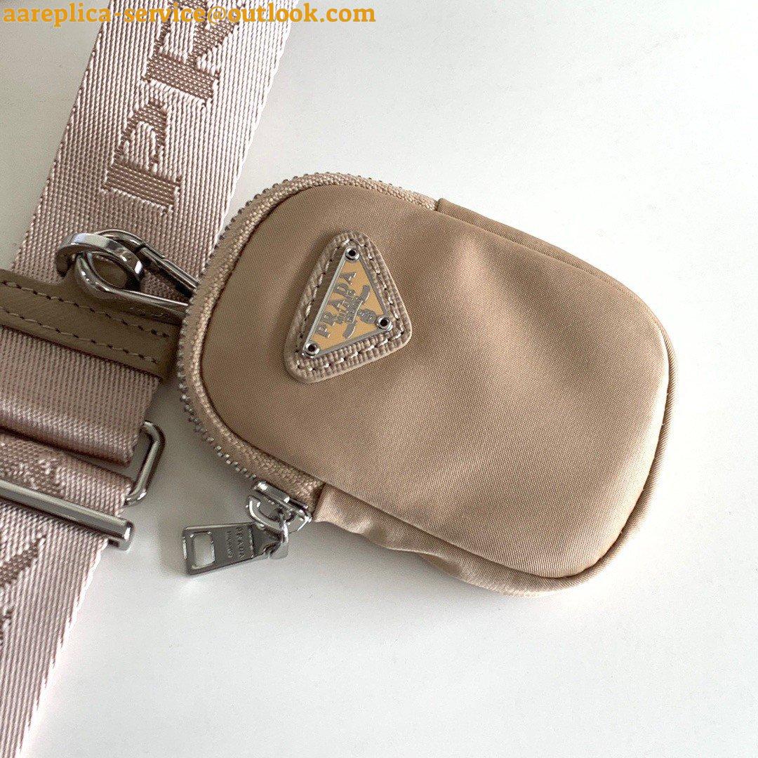 Replica Prada Re-Edition 2005 Shoulder Bag In Beige Raffia 6 Replica Prada Re-Edition 2005 Shoulder Bag In Beige Raffia 6