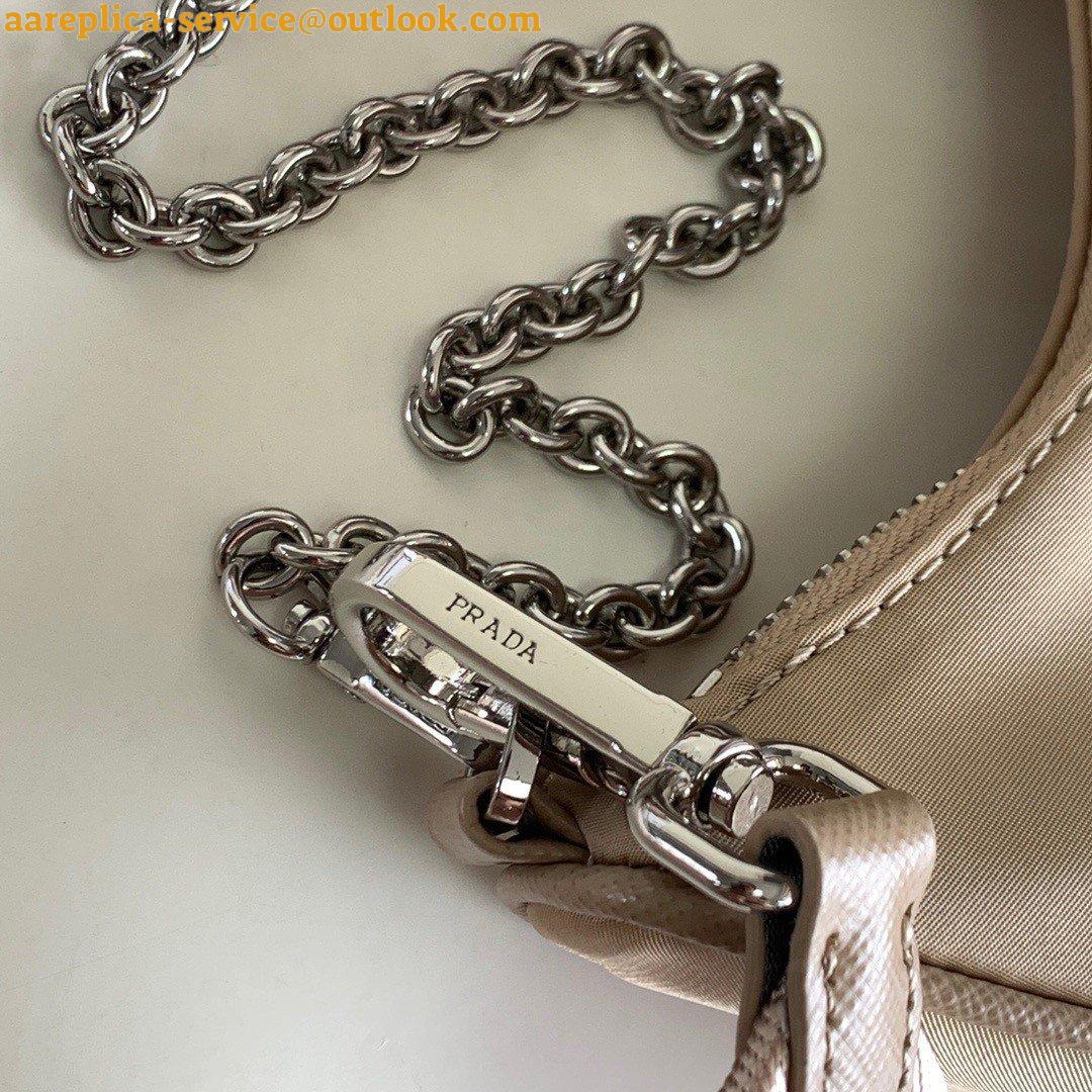 Replica Prada Re-Edition 2005 Shoulder Bag In Beige Raffia 7 Replica Prada Re-Edition 2005 Shoulder Bag In Beige Raffia 7